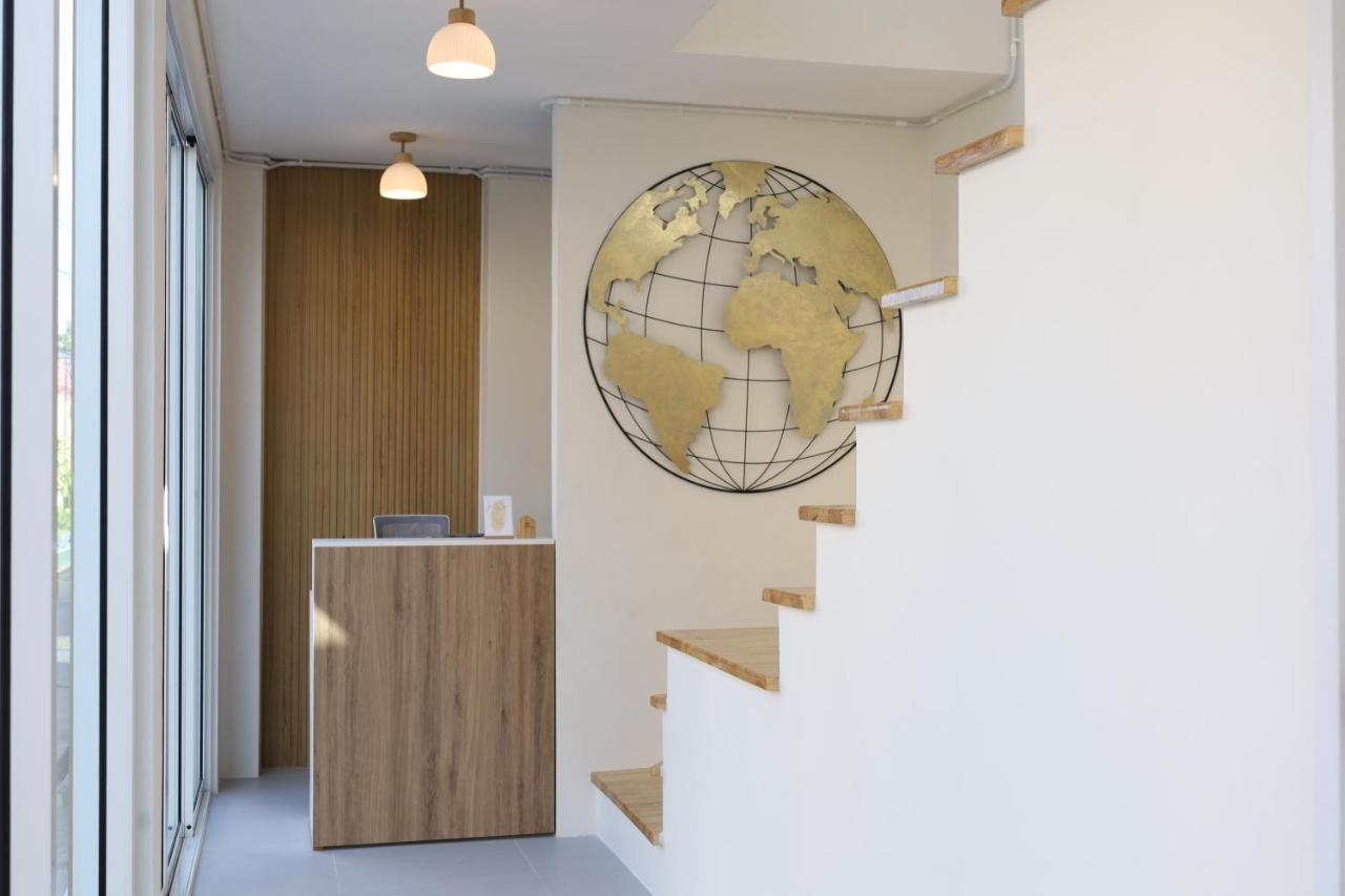 S.P.C Apartment By Brodderud Bangkok Buitenkant foto